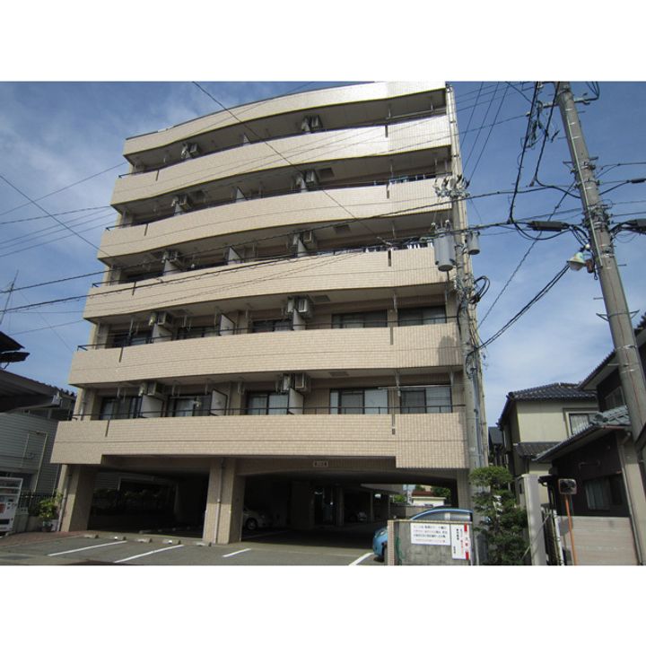 シャスターハイムの外観