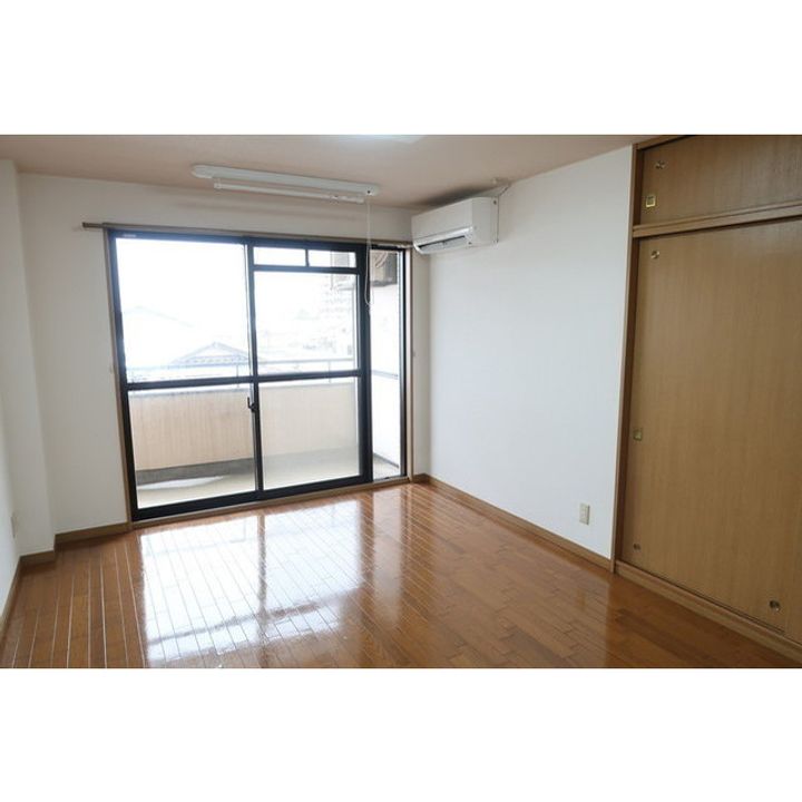 シャスターハイムの居間