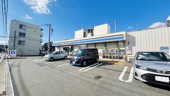 カサベルデ中村の周辺