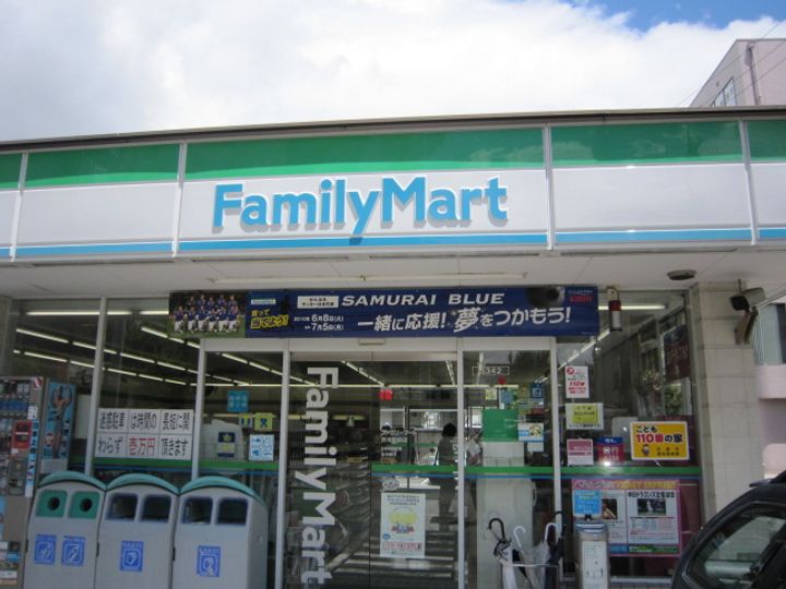フィオーレの周辺