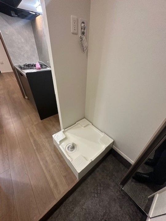 埼玉県草加市松原5(アパート)の賃貸物件の玄関