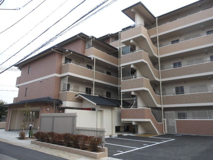 京都府京都市伏見区竹田中内畑町(マンション)の賃貸物件の外観