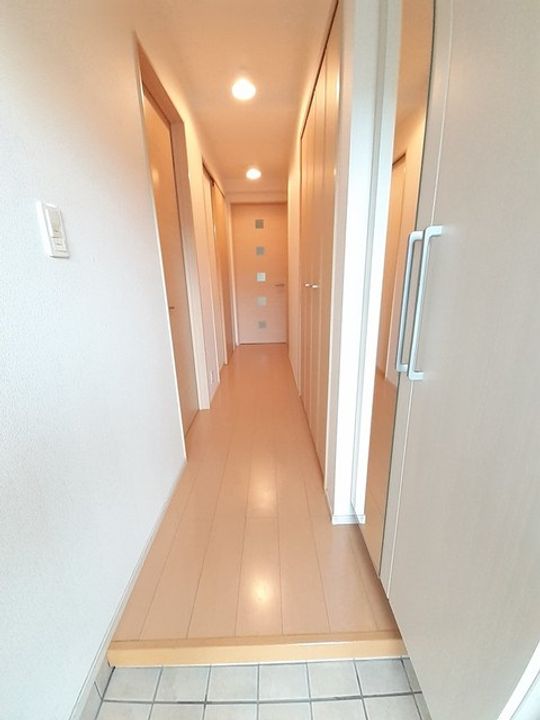 広島県福山市南蔵王町5(アパート)の賃貸物件の玄関