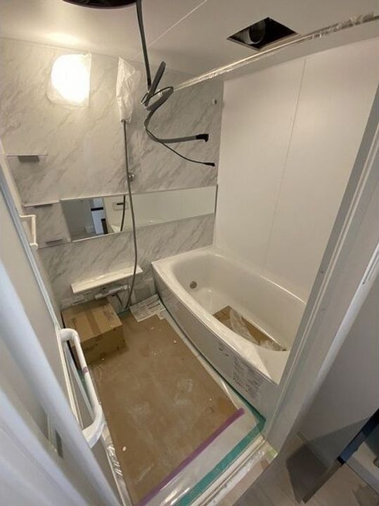 北海道札幌市豊平区西岡四条1の賃貸マンションの風呂