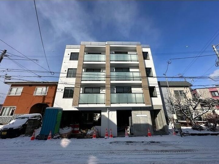 北海道札幌市豊平区西岡四条1の賃貸マンションの外観