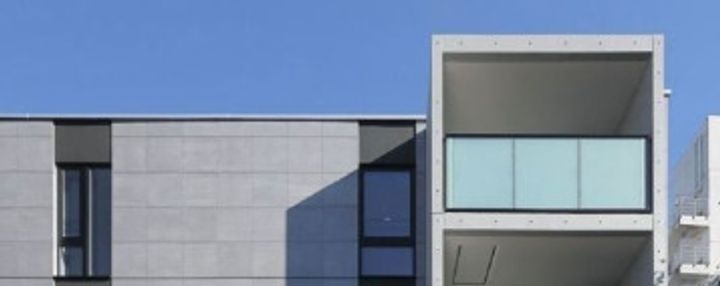 東京都新宿区舟町(マンション)の賃貸物件の外観