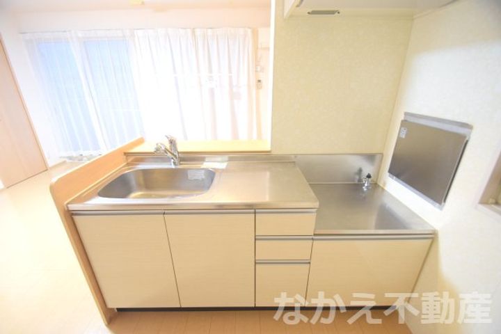 徳島県小松島市横須町(アパート)の賃貸物件のキッチン