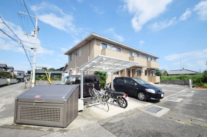 徳島県小松島市横須町(アパート)の賃貸物件の外観