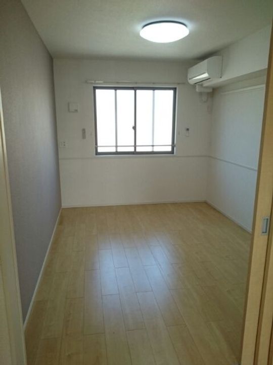 ラッフィナート富洲原Iの内装