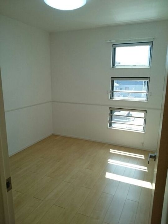 ラッフィナート富洲原Iの内装