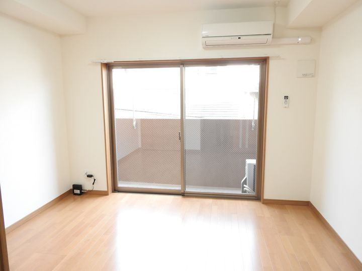 セントポリア泉の居間