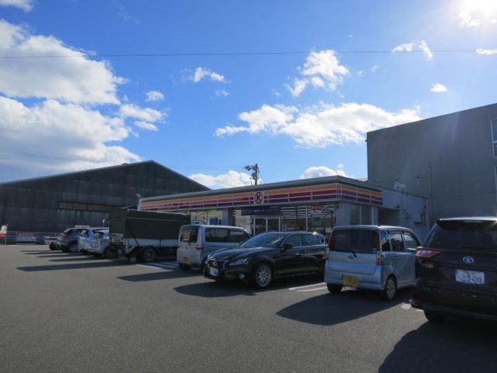 ネストコートの周辺