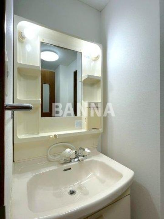 カウル湊の内装