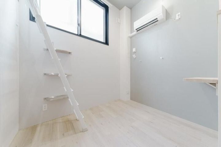 東京都中野区本町2(マンション)の賃貸物件の居間