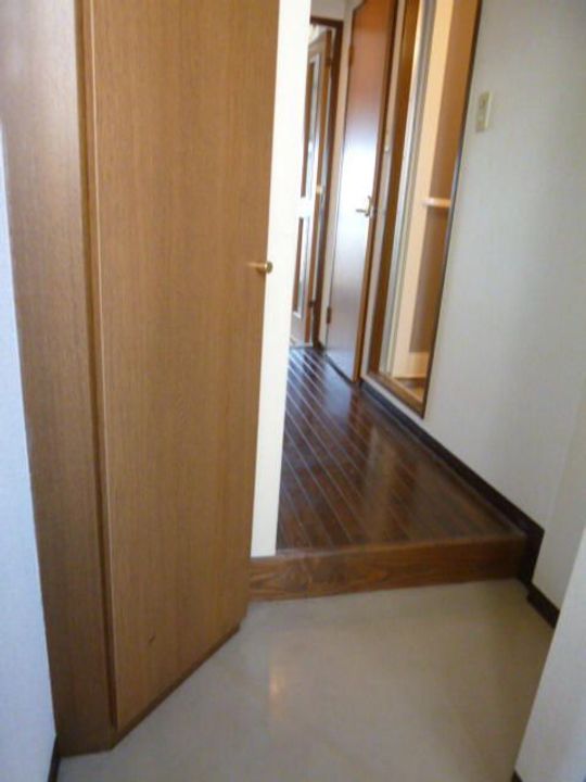 神奈川県川崎市中原区上丸子八幡町(マンション)の賃貸物件の玄関