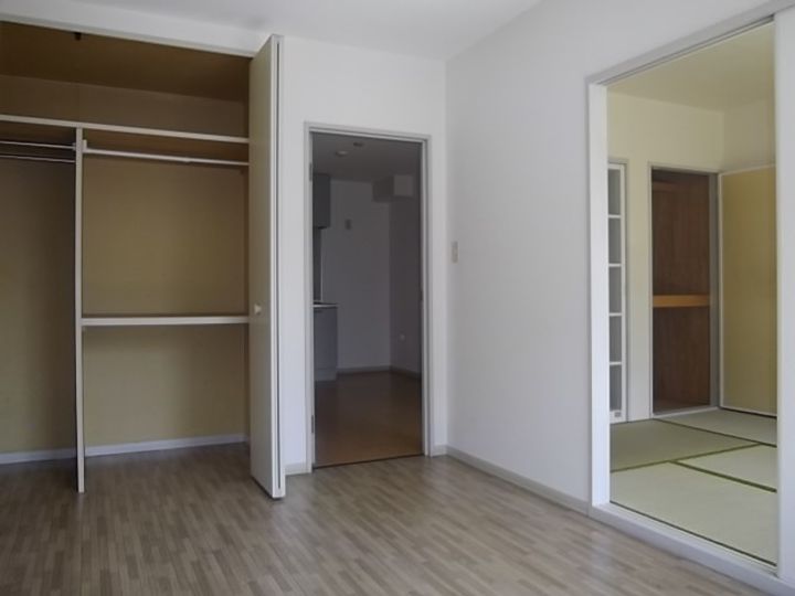 カタンクローバーIIの内装