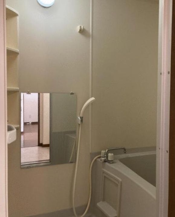 アルコバレーノIの風呂