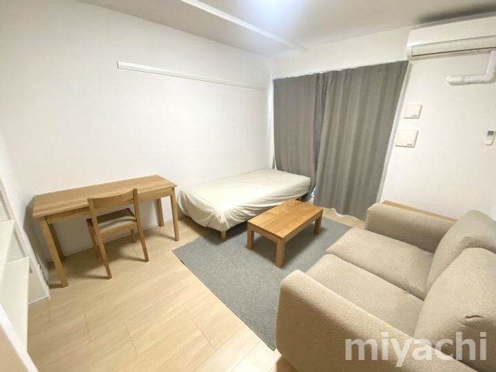 グランクリュ佐古 WESTの居間