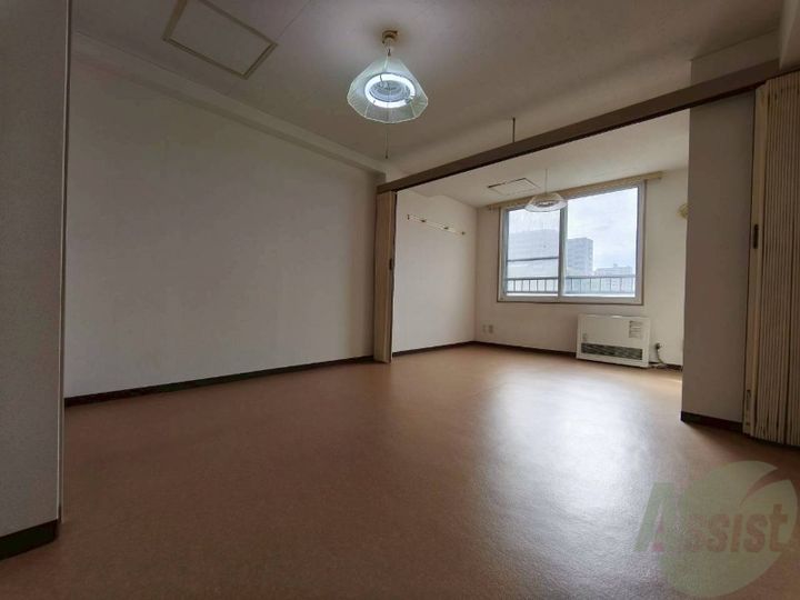 ノースシティーアンザイの居間