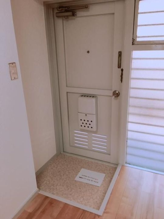 ハイツ太陽の玄関