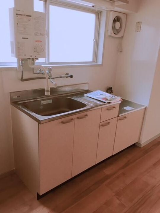 ハイツ太陽のキッチン