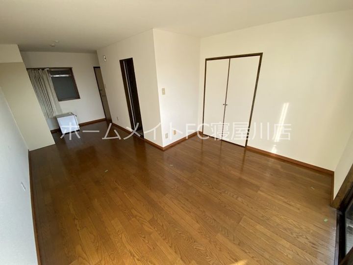 カサベルデー柳の内装