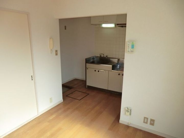 コーポリカIIの居間