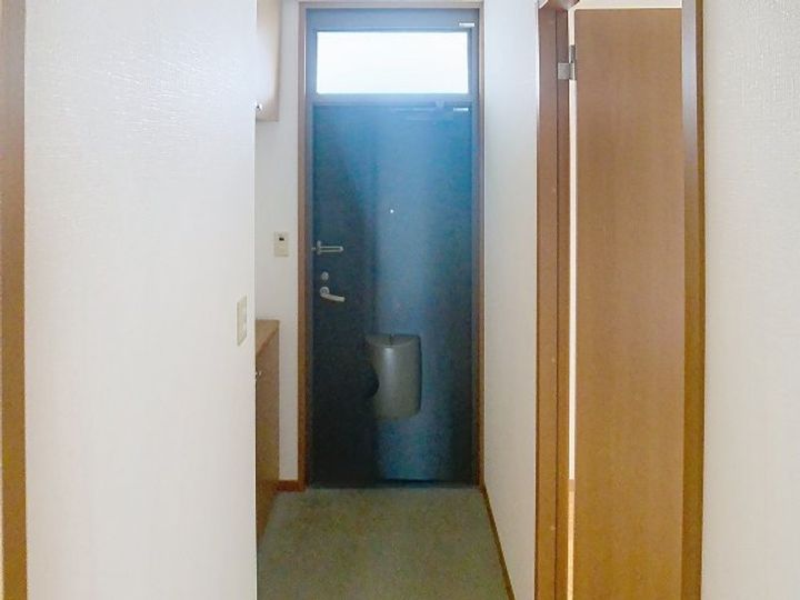 一翠館の玄関