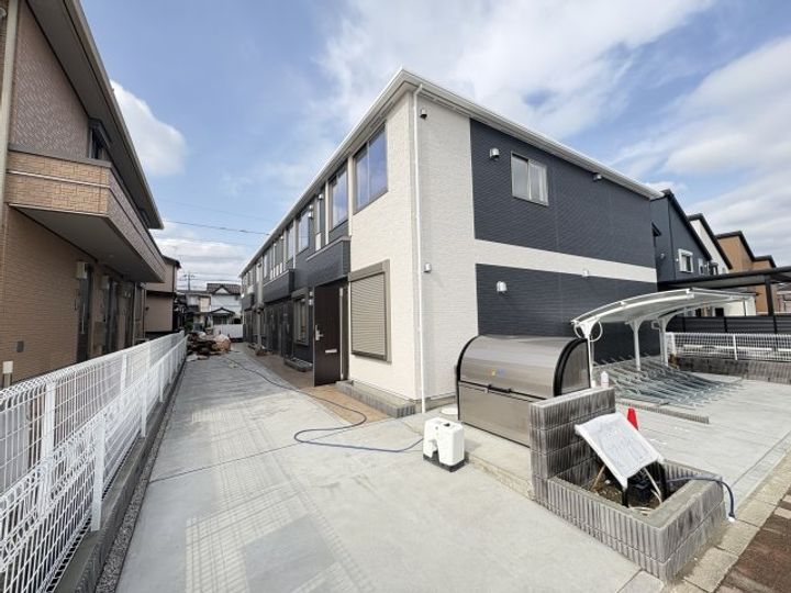 ラヴィグレイスの外観