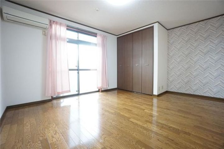 メゾンマキシムの居間