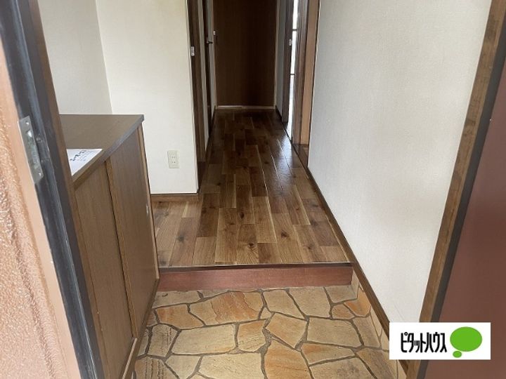 ウエストサイドレジデンスの玄関