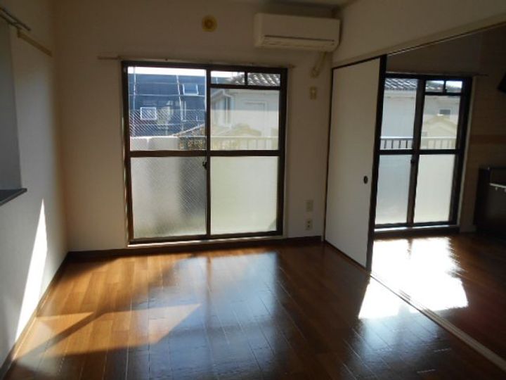 スカイコート高尾台の居間