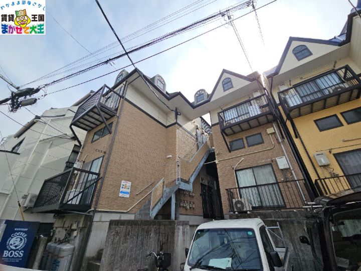 ロードピアレトロの外観