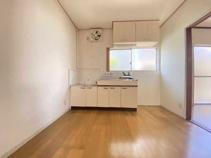 笹本マンションの居間