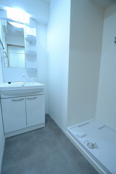 IMAKIYA.BLDの内装