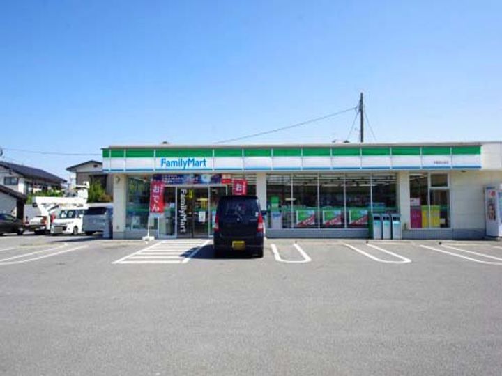 ダイアモンド ムーンの周辺
