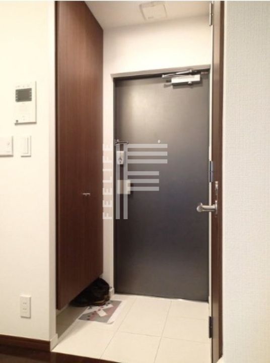 東京都文京区本郷2(マンション)の賃貸物件の玄関