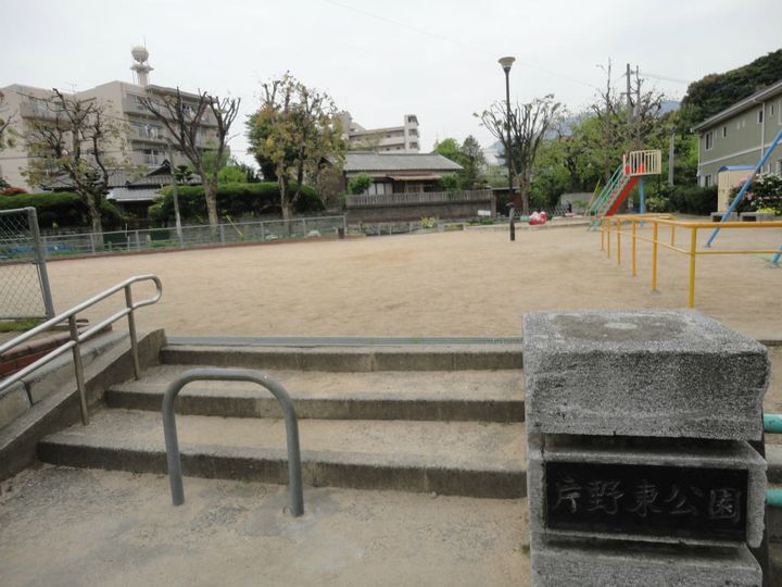 スタンフォードの周辺