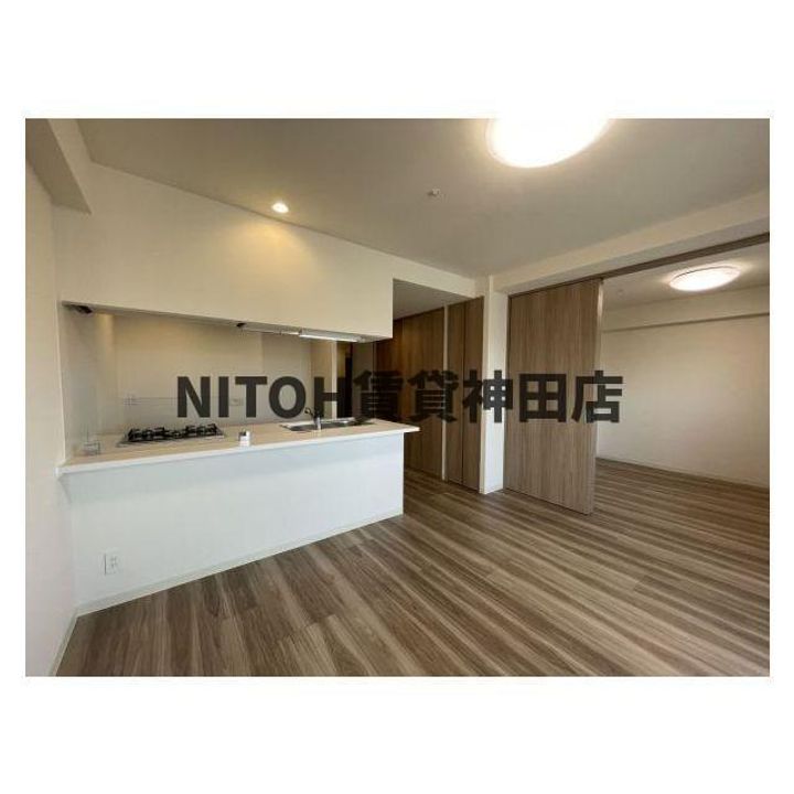 プレサンスブルーム浅草Northの居間