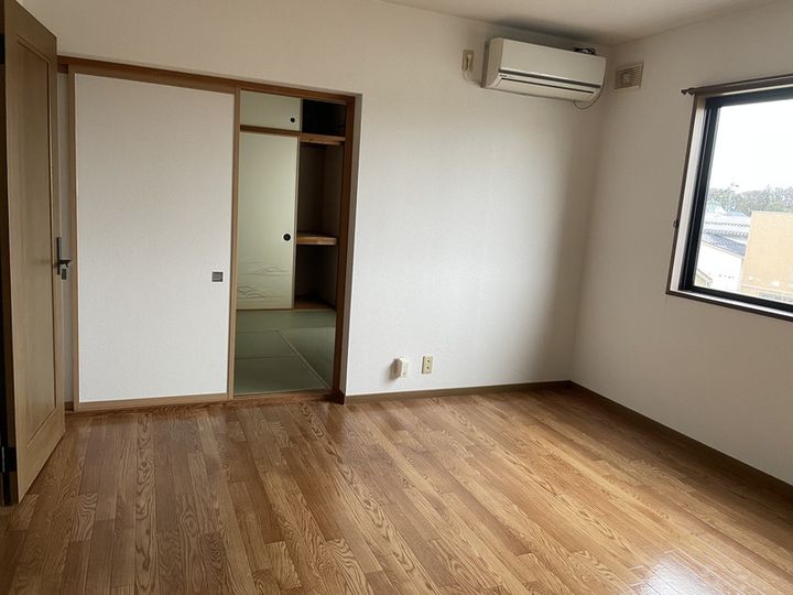 メゾンアルファの居間