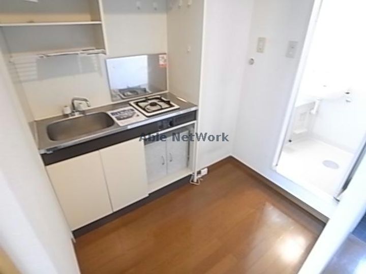 岐阜県岐阜市近島5(マンション)の賃貸物件のキッチン