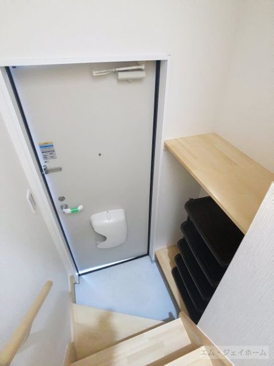 滋賀県彦根市大堀町(アパート)の賃貸物件の玄関