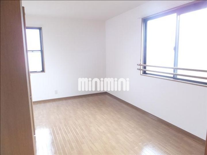 ソレーユ高町 Bの内装