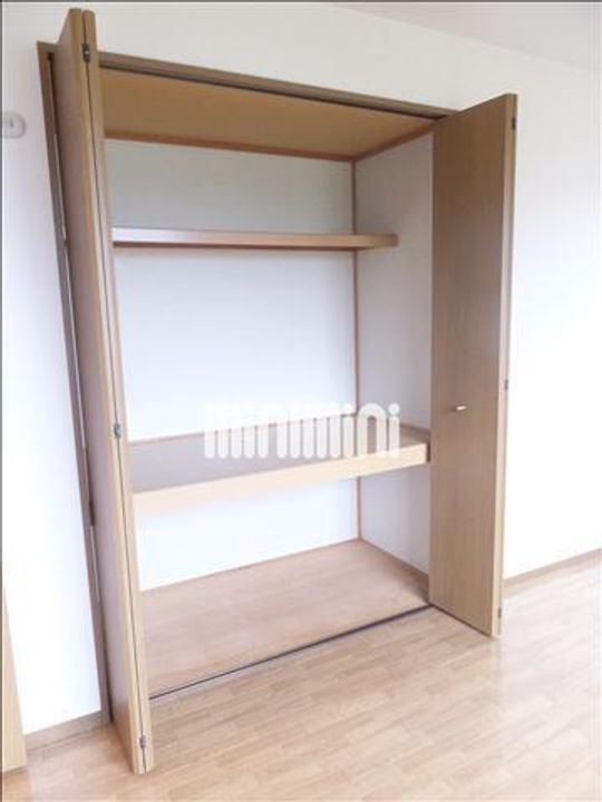 ソレーユ高町 Bの内装