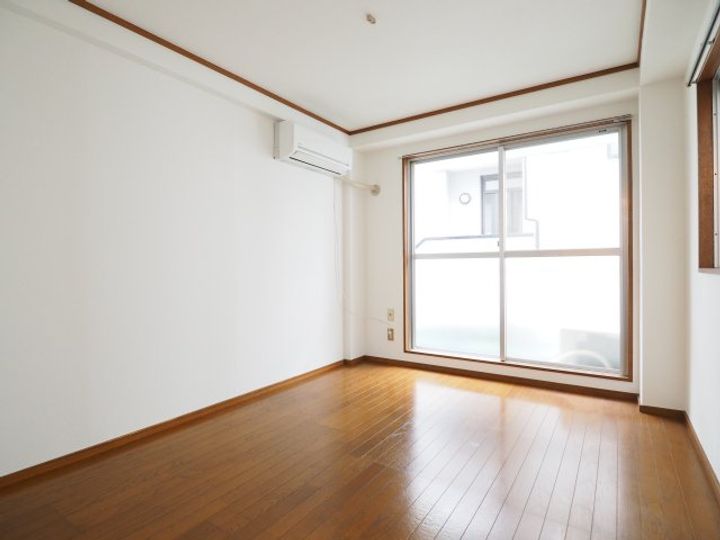 ベルビュー多摩川の居間