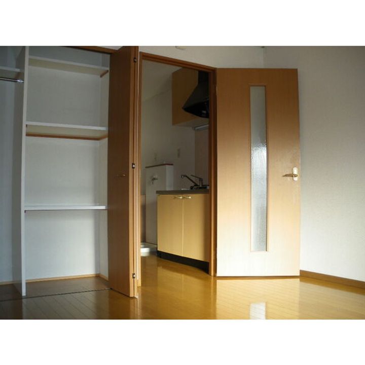 ステラハウスこめがふくろの居間