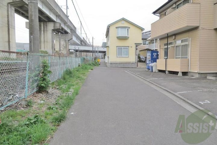 サンパレス成田町の周辺