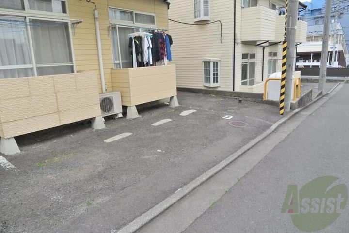 サンパレス成田町の周辺