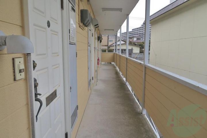 サンパレス成田町の周辺