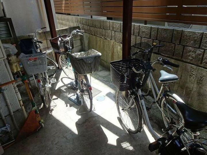 東京都世田谷区赤堤4の賃貸マンションの地図